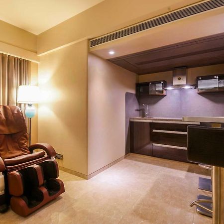 Sai Palace Grand, Malad Bombay Eksteriør billede